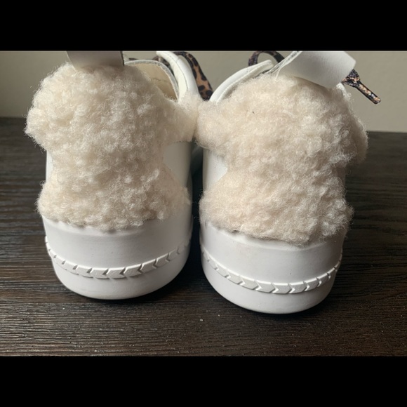 NEW VINTAGE HAVANA
Meadow Leather & Faux Fur-Trim Sneakers - Picture 6 of 8